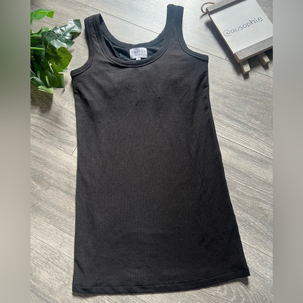 Skivys Femme Black Ribbed Tank Top w Built In Sports Bra Support. Size S